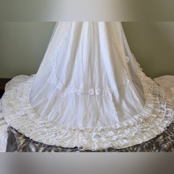 VTG👰‍Alfred Angelo Wedding Dress Bishop Sleeve Lace Tiered Prarie Victorian XS - Picture 13 of 16